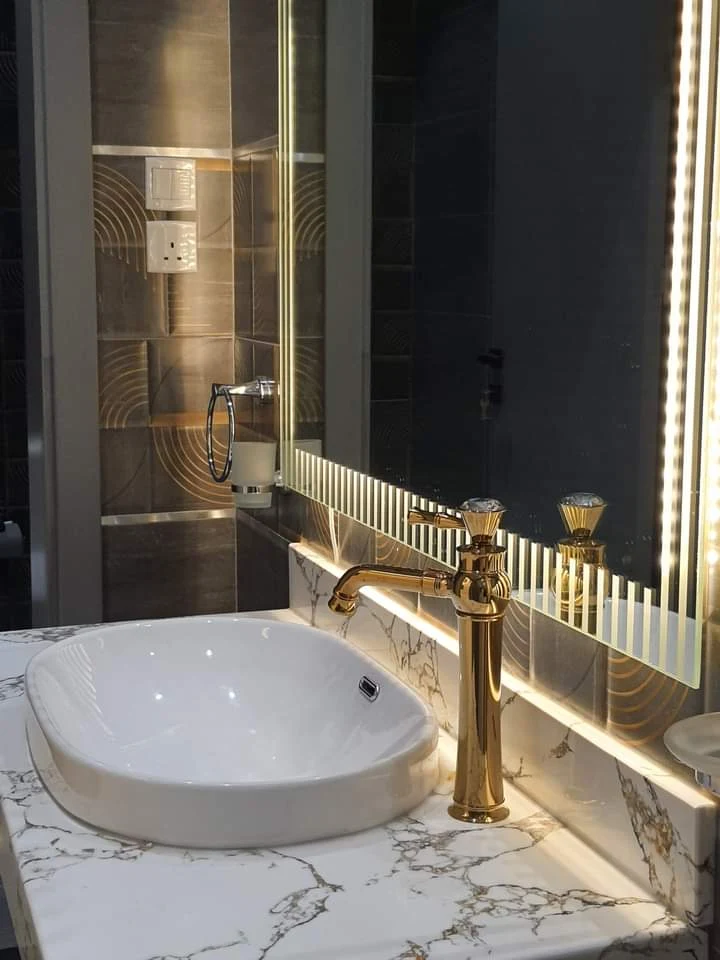 معلم تركيب سيراميك ورخام محترف