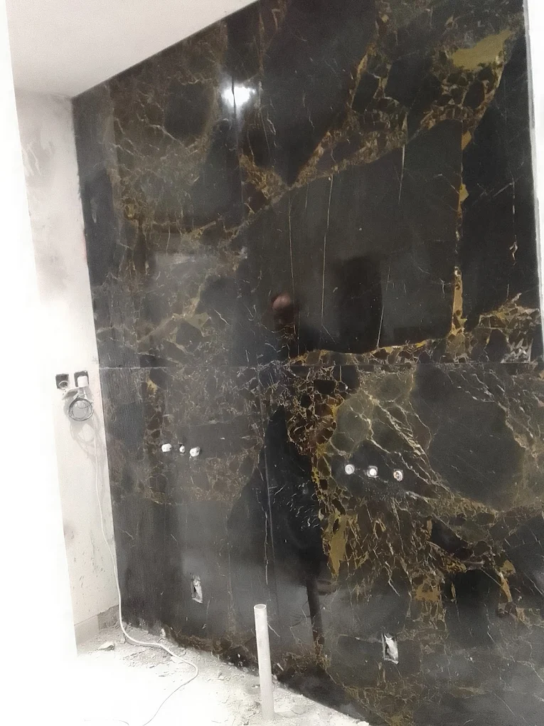 معلم تركيب سيراميك ورخام محترف